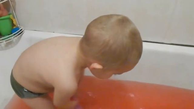 Ванна с красной слизью. $a$ha$how. смотреть онлайн