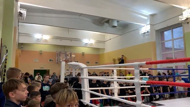 Бои по правилам К1. Детские поединки. смотреть онлайн