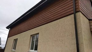 Металлосайдинг имитация бруса. Монтаж сайдинга под дерево. Сайдинг