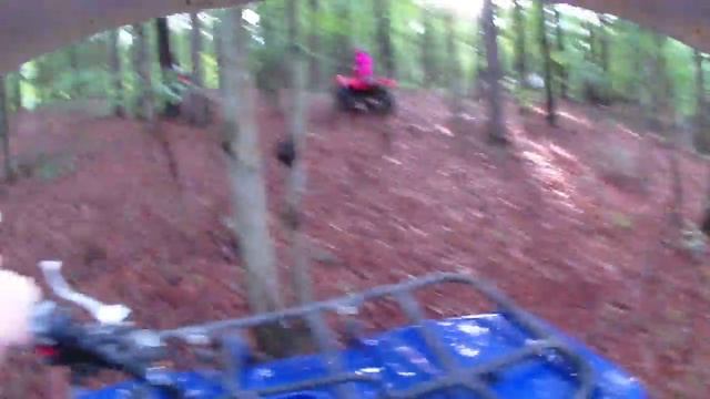 Yamaha Grizzly 350, Rancher 420, and Honda Recon 250 mudding and trail riding смотреть онлайн