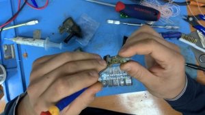 Ремонт личинки двери Mercedes W164 W166 закислаличинка