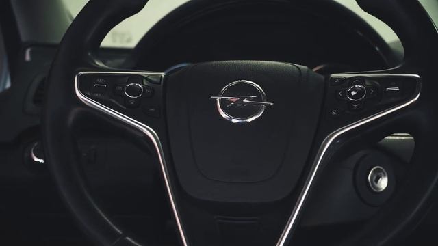 Автомаркет. Opel Insignia. Автомобили с пробегом ГК "СИМ".