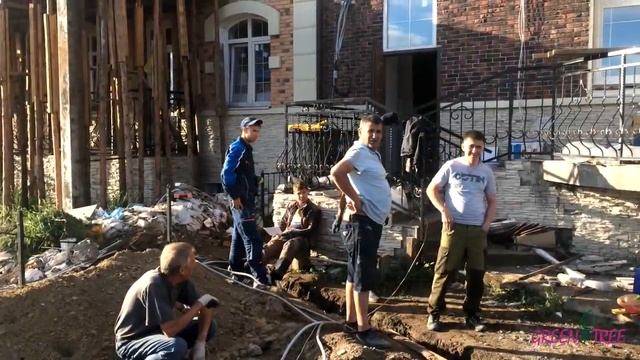 Процесс благоустройства участка по этапам.