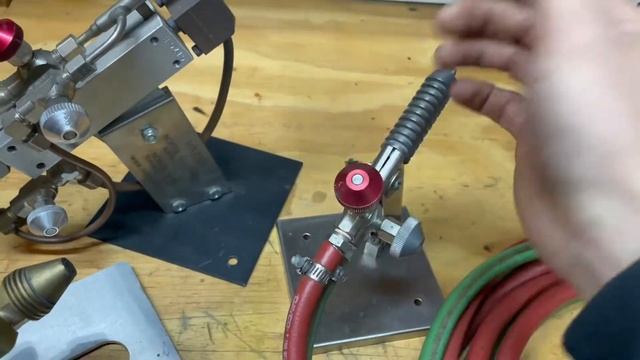 Scientific Glassblowing Ep:1 Torch set up, and operation смотреть онлайн