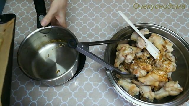 Куриные крылья в медово-соевом соусе с кунжутом - всего 4 ингредиента