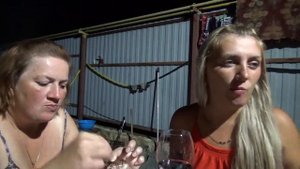 Давайте мы Вас шашлычком подразним? 😉 Алиса плачет. 😪 Прощальный ужин. Анапа.