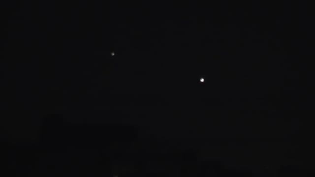 ЧТО это в НЕБЕ? Парад НЛО 4.05.2019 смотреть онлайн