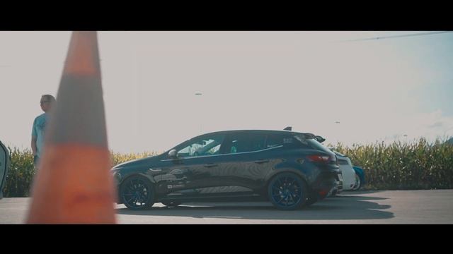 Renault Sport meet? by Schwägli Performance смотреть онлайн