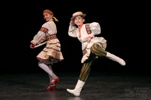 "Ох уж этот Янко", ансамбль "Калинка". "Oh, this Yanko", the ensemble "Kalinka".