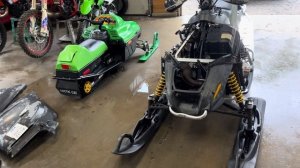 Saving Snowmobiles From The Bushes  Ski Doo rev440 300 freestyle Arctic Cat 120