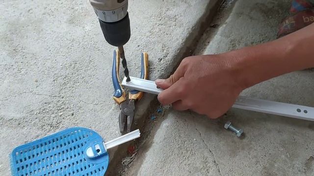 Как починить мухобойку смотреть онлайн