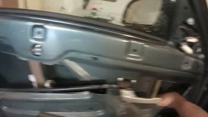 ЛАДА ПРИОРА ЗАМЕНА СТЕКЛОПОДЪЕМНИКА ПЕРЕДНЕЙ ДВЕРИ