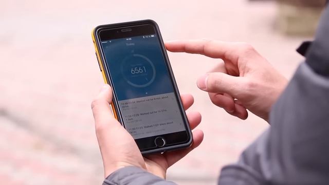 Обзор Xiaomi Mi Band за $25 смотреть онлайн