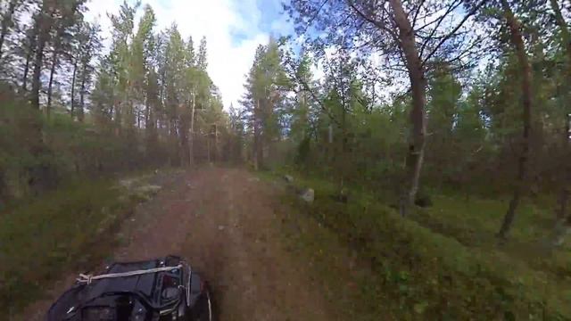 На квадроцикле вдоль Умбозера смотреть онлайн