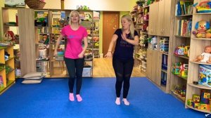 Утренняя разминка!у Жирафа пятна...