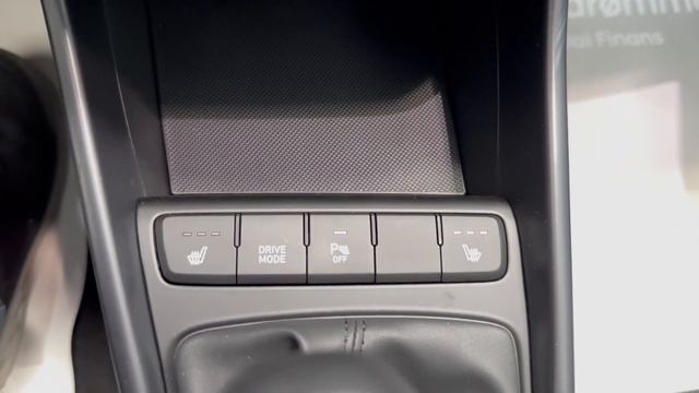 Hyundai i20 смотреть онлайн