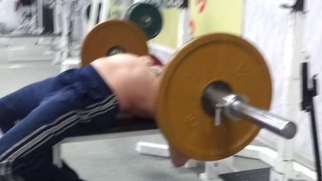 Rock 2. Жим 55 кг смотреть онлайн