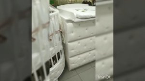 Кроватка и комод EVA VIP белый ЭКО кожа