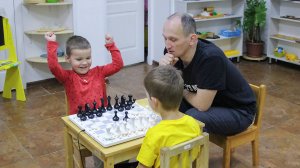 ИНТЕРВЬЮ-ОТЗЫВ О ИНТЕРАКТИВНЫХ ШАХМАТАХ MAGIC CHESS ОТ ТРЕНЕРА ПО ШАХМАТАМ