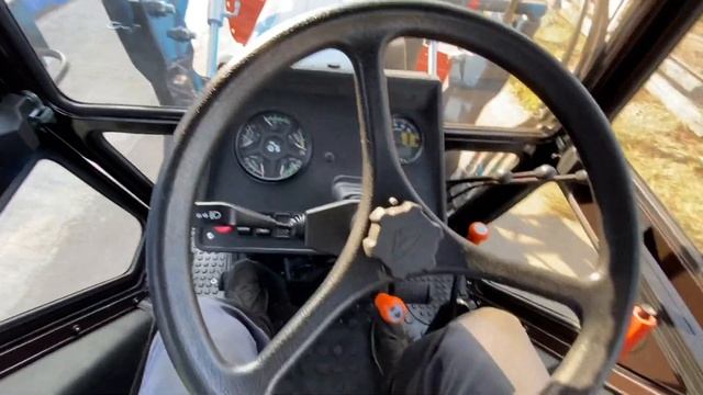 Обзор трактора МТЗ-82.1 с погрузчиком КУН Универсал , бульдозерный отвал, прицеп 2ПТС-4.5 смотреть онлайн