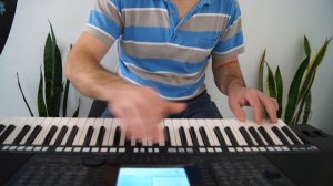 красивая мелодия-синтезатор YAMAHA PSR-S750