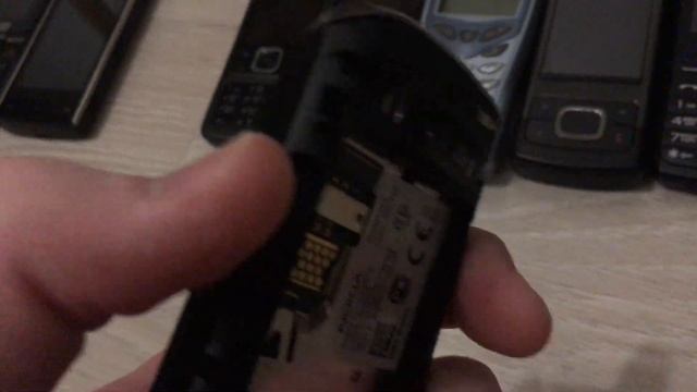 Обзор кнопочных мобильных телефонов (часть 1) смотреть онлайн