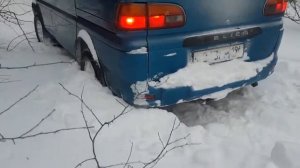 Delica на липучке Blizzak WS-50 по снегу