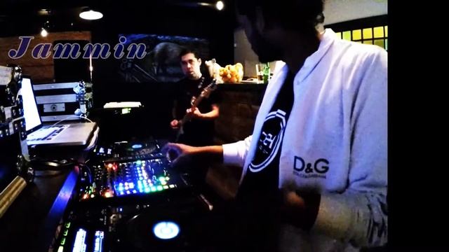 Groovy Cutz смотреть онлайн