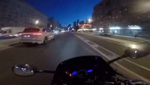 50сс vs 1000cc Китайский скутОр и YAMAHA R1