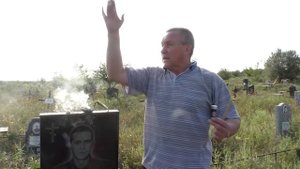 КАК ПРАВИЛЬНО ПОМИНАТЬ УСОПШИХ НА КЛАДБИЩЕ