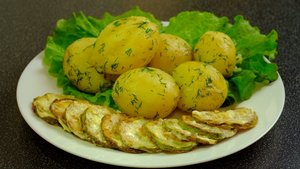Жареные кабачки с молодой картошкой – моё любимое весеннее блюдо