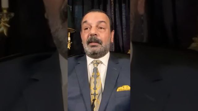 لماذا محامي النظام السابق للرئيس صدام حسين يكره اللون الوردي اذا ذكرناه في البث