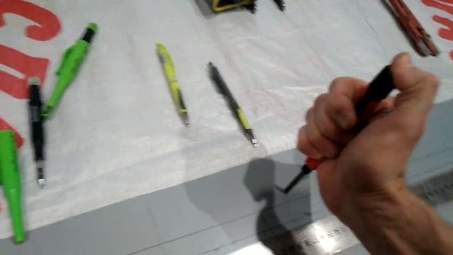 Обзор новинки от Pica- карандаша Pica Fine Dry.