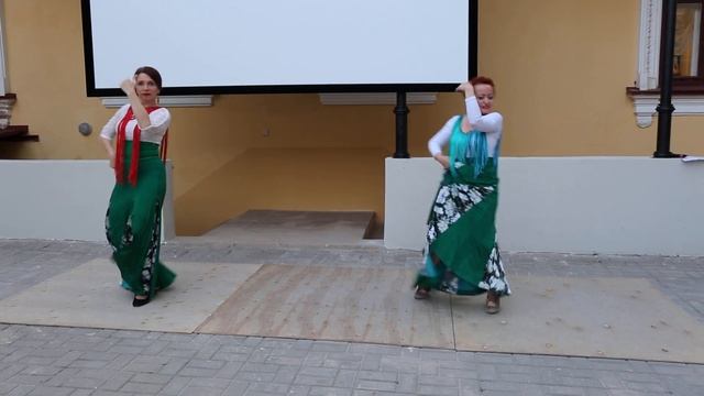 Участницы студии "Фламенко" смотреть онлайн