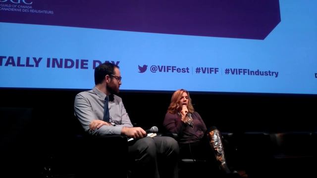 'Shameless' producer: Submitting as a drama cost us "a lot of Emmys" смотреть онлайн