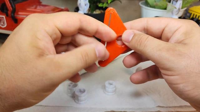 Что Внутри Зубной Пасты? А что если Перемешать зубную пасту? проверка мифов из Тик Ток от Сахарка смотреть онлайн