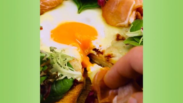 Nimm 12 Toastscheiben und walze sie platt. Das Ergebnis? Geil! смотреть онлайн