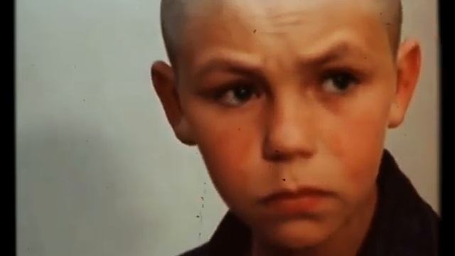 Пацаны я сошью себе рубаху из крапивного