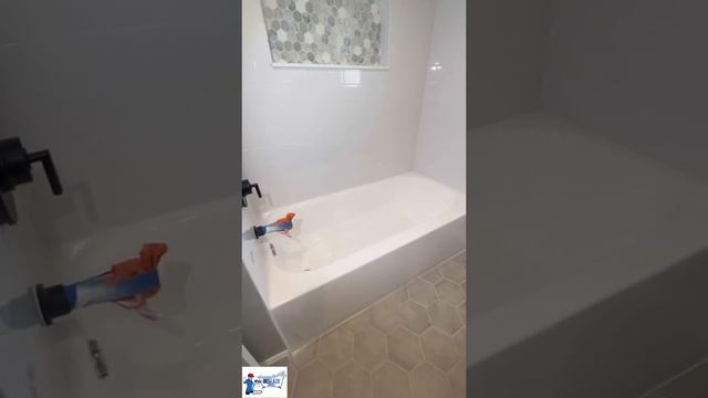 Expert Bathtub Reglazing: Reglaze Pros Reglazes Bathtubs on a Budget