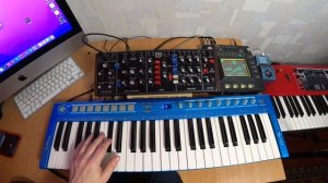Behringer Model D - Sounds cool / Крутые звуки
