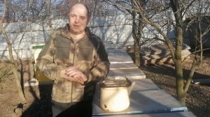 Подкормка пчел. Ускоренное развитие пчелосемей весной.