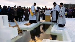 Праздник Крещения на озере Висагинас