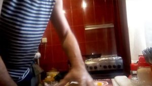 сделал в газовой духовке вкусный хлеб.....