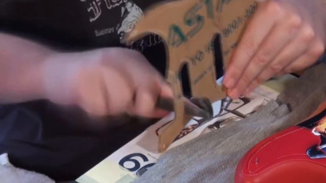 Clear Acrylic Stratocaster Pickguard for the Pulp Fiction Decal Project Guitar- Part 2 смотреть онлайн