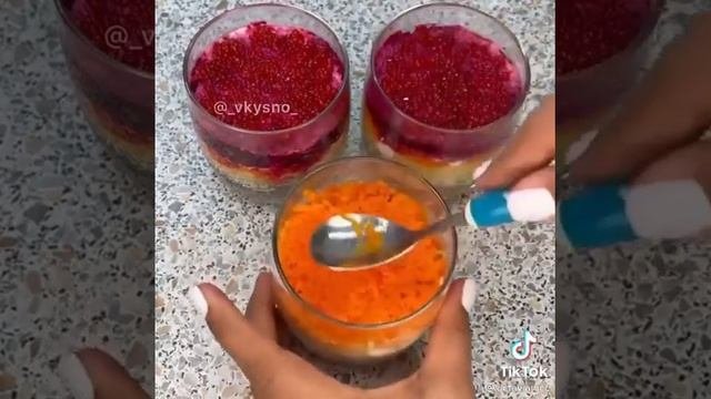Готовим салат в стакане ?#готовимдома #готовимбыстро #домашняяеда #салатрецепт