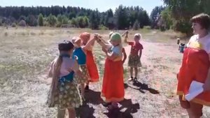 Русская народная игра "Ручеёк". МБОУ Саконская СШ.