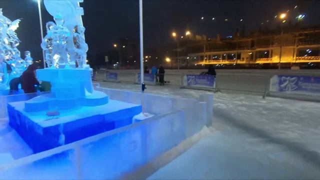Зимний вернисаж 2021 год на эспланаде !!!