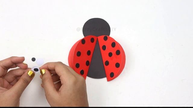 How to Make Beautiful Ladybug for Kids - Paper Crafts for Kids - DIY Easy Paper Ladybug Making Idea смотреть онлайн
