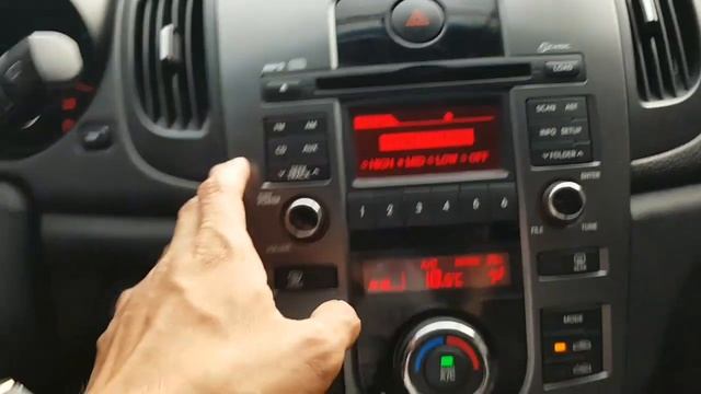 Hướng dẫn cách sử dụng nút chức năng xe Kia Cerato 2010 смотреть онлайн