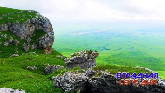 Гора Больше. Граница Отрадненского и Зеленчукского районов